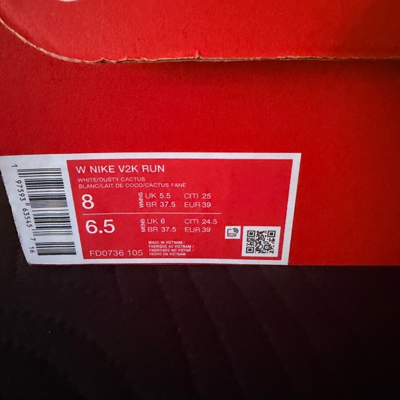 Nike V2K Run Size 8